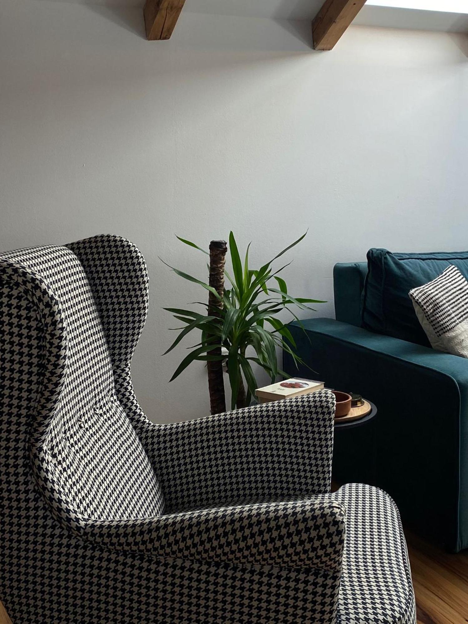 Apartman Park ซลาตีบอร์ ภายนอก รูปภาพ